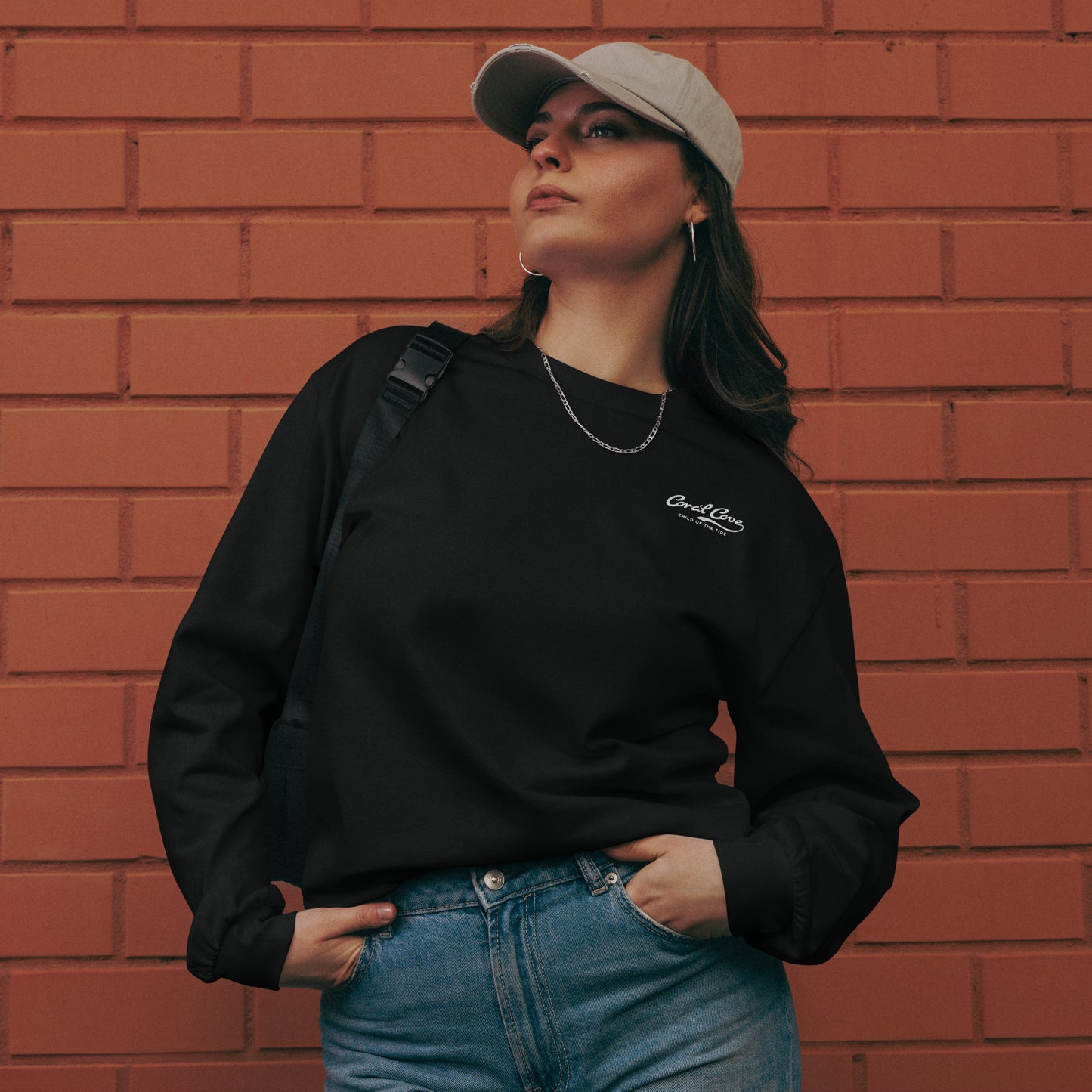 Woman Wearing Longsleeve Shirt - Ericeira