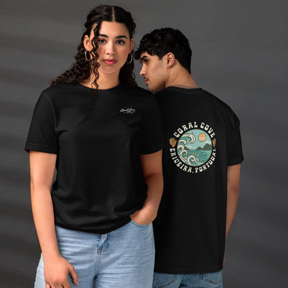 Couple Wearing Eco Minimalistic Shirt - Ericeira